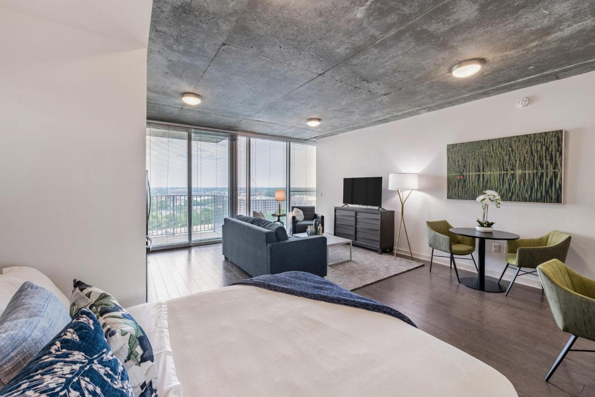 Apartamento Skyhouse With Views In Uptown *