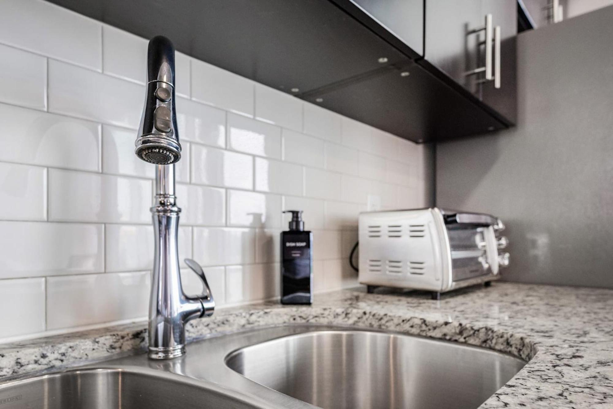 Skyhouse With Views In Uptown * Charlotte